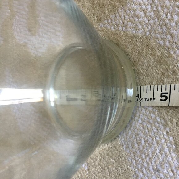 Large Glass Bouquet Vase - Picture 5 of 5